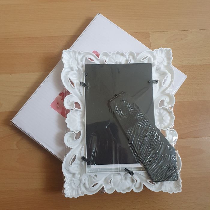 Фоторамка нова вишукана