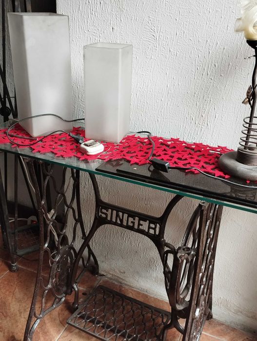 Pe de máquina de costura mesam