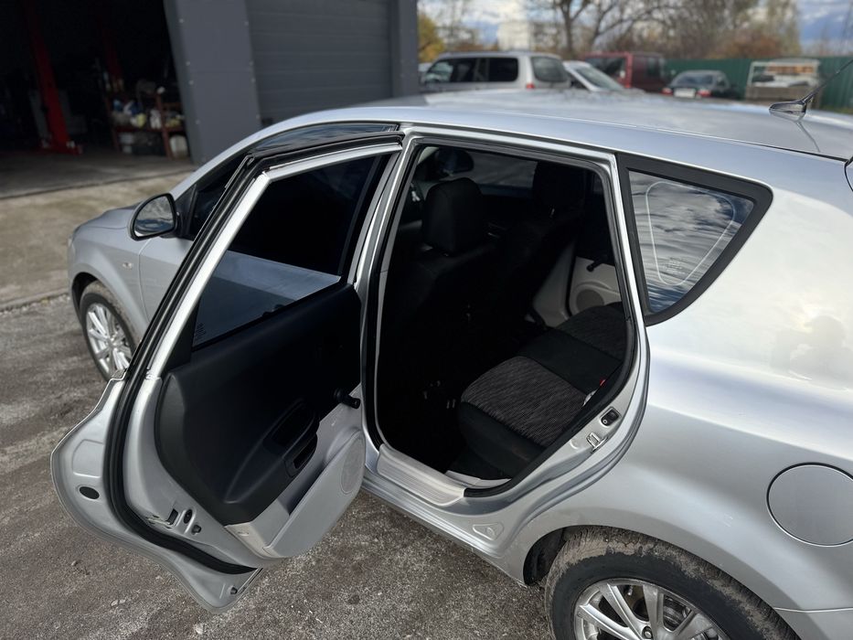 Продам Kia Ceed 2008