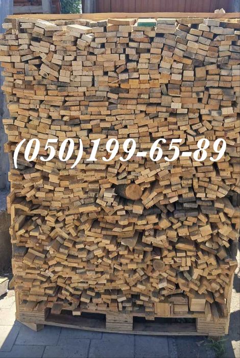 Продам дрова  (смерека).Ціна   850грн./м.куб.