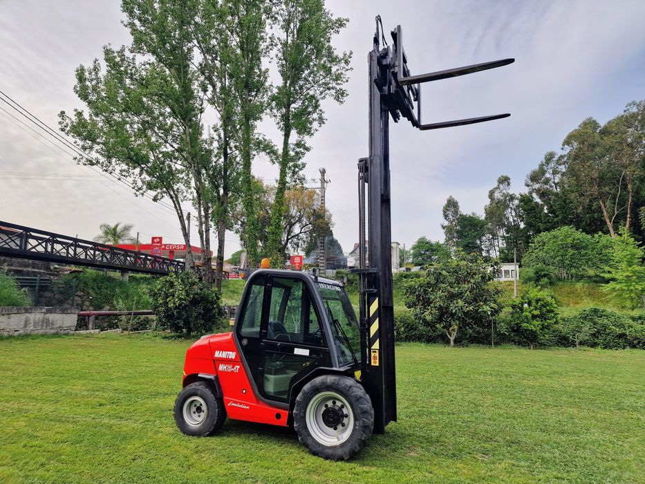 Empilhador manitou 4x4