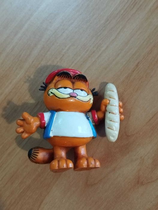 Boneco Garfield PVC com Baguete