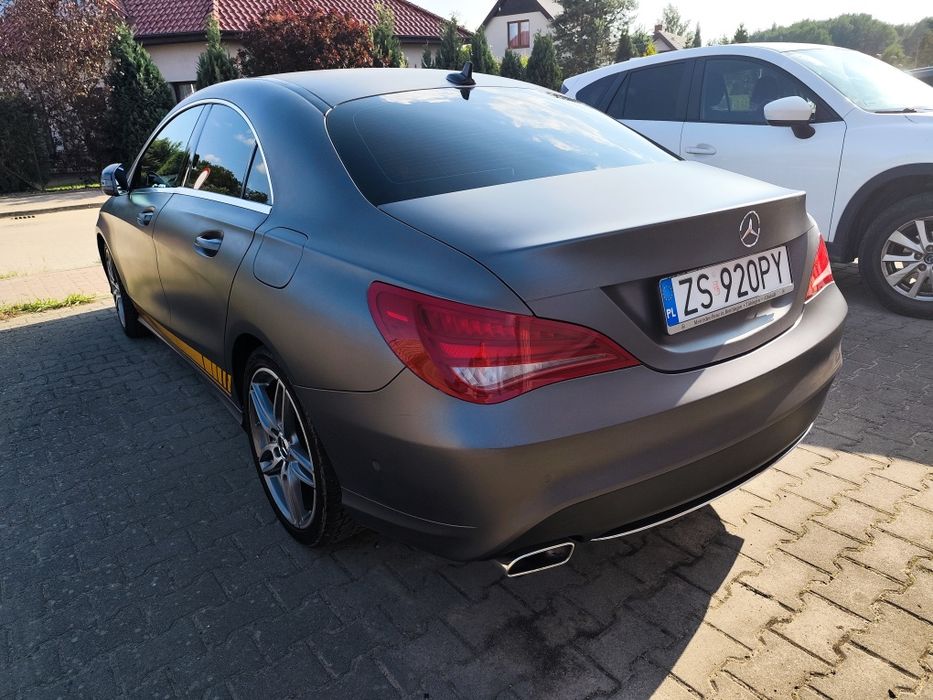 Mercedes CLA 200