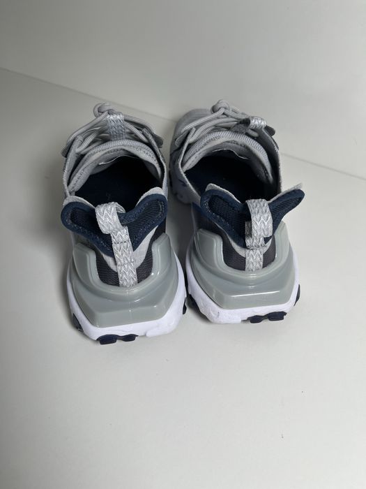 Кросівки Nike React Vision  HQ3819-004