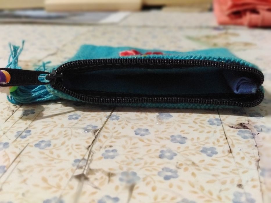 Vendo carteira para mulher bom estado