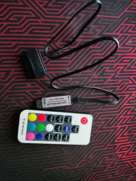 Controlador RGB com ligação sata (PC)