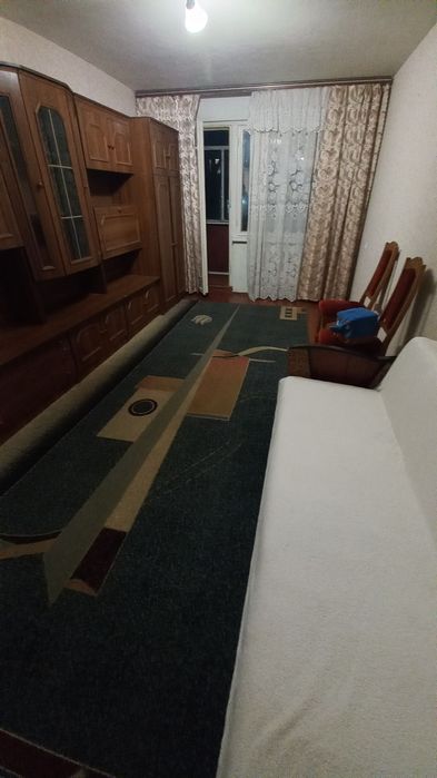 Терміново здаю простору 2-х кімн.кв-ру, Центр.
