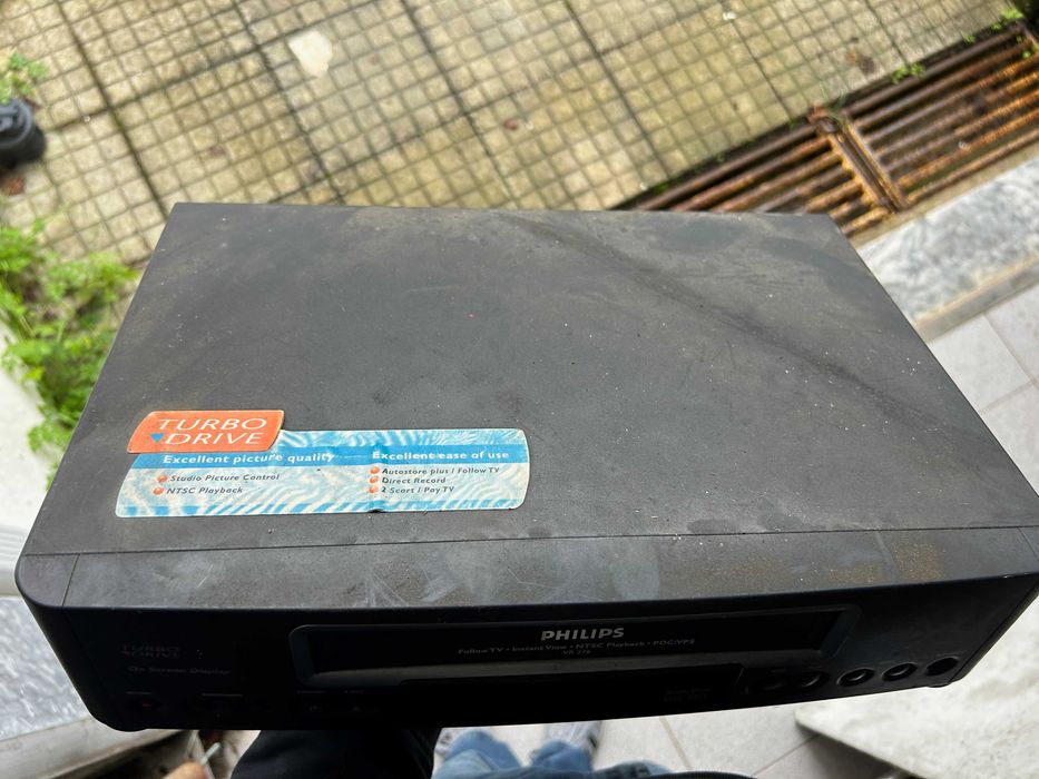 Samsung + Philips VHS Players64354150679555124