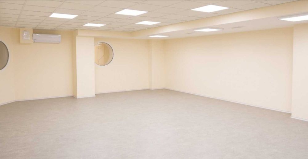 Коммерческое помещение 2000м2 , маршала Говорова, действующий бизнес.