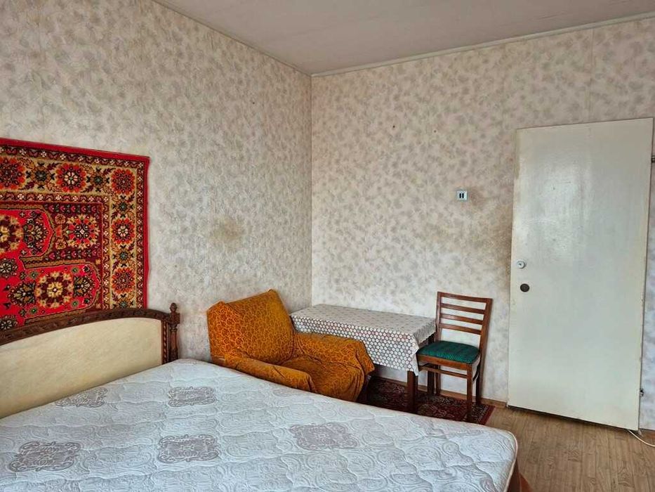 Продаж 2-кімнатної квартири, Дарницький район, метро Позняки, вулиця Ахматової Анни.