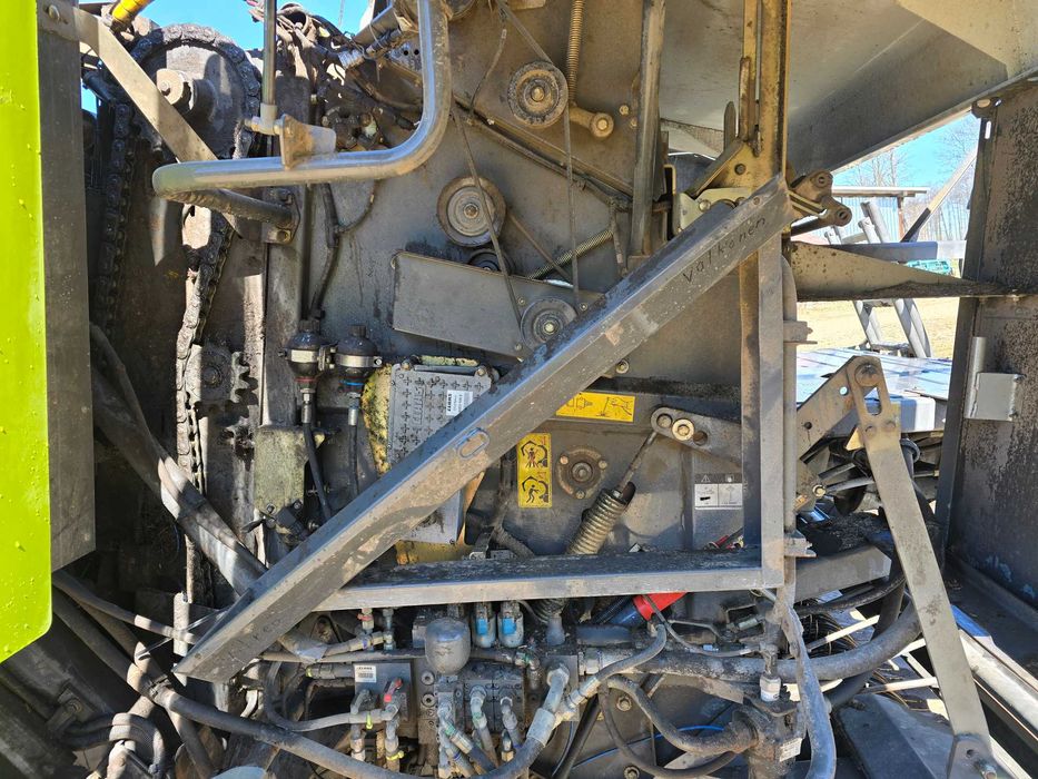 Claas Uniwrap 455 prasoowjarka