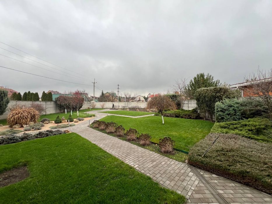 Продаётся современный капитальный дом в начале Обуховки лес река