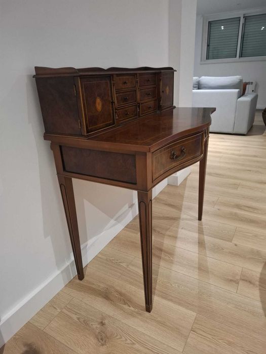 Móvel de cerejeira 8 & 80