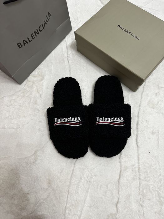 Balenciaga Teddy Slides Black