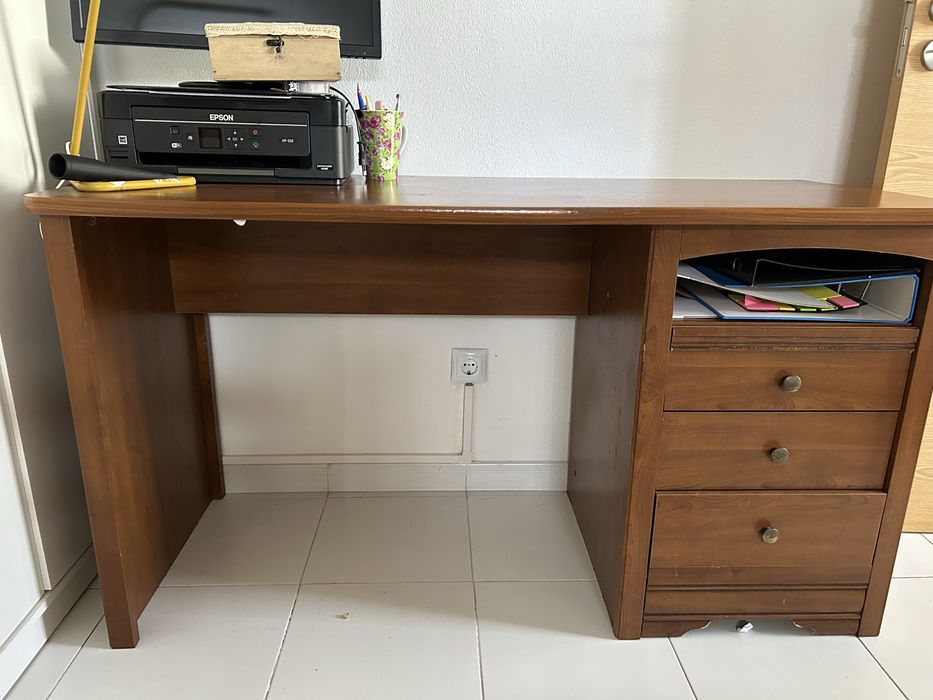 Secretária + Estante