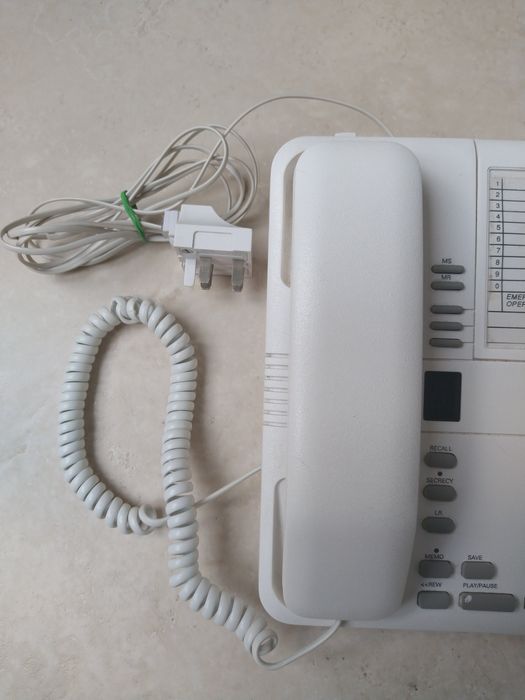 Telefon stacjonarny z sekretarką Veris Kent 200