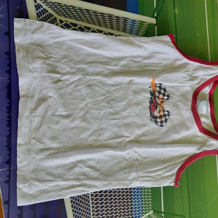 Koszulka na ramionczkach .