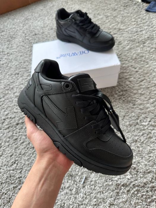 Off white out off office black