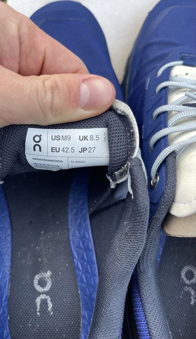 Чоловічі кросівки On Running Cloudventure оригінал