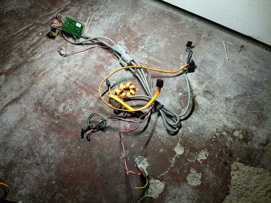 Podzespoły komputera, różne.