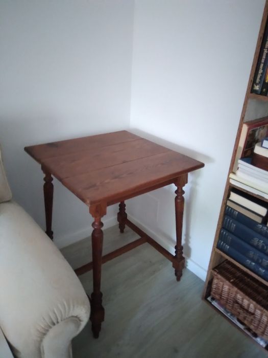 Mesa de apoio antiga