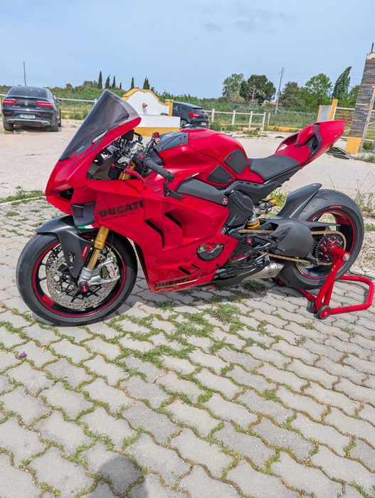 Ducati Panigale V4S