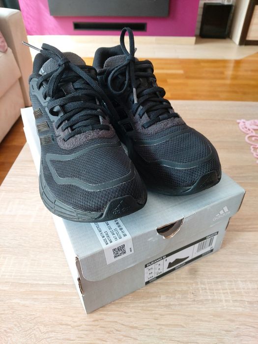 Adidas Duramo 10 buty do biegania, rozm. 38