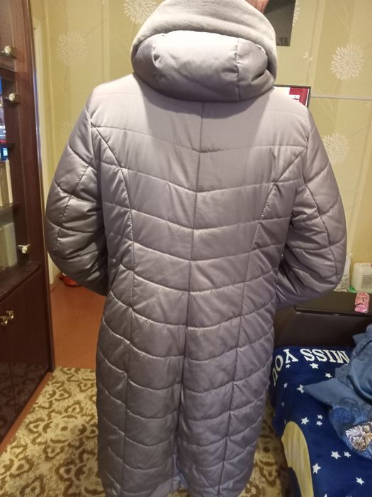 Продам женское пальто