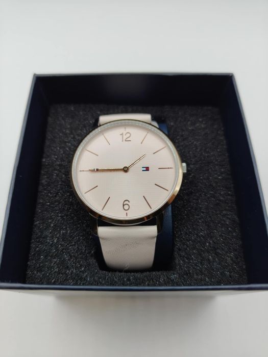 Tommy Hilfiger Damski  Zegarek na Rękę