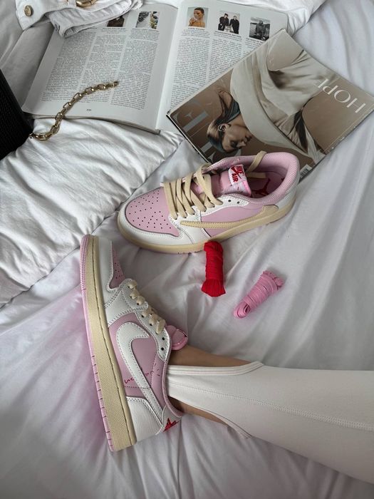Nike Air Jordan 1 Low x Travis Scott Pink White Beige 36-41р