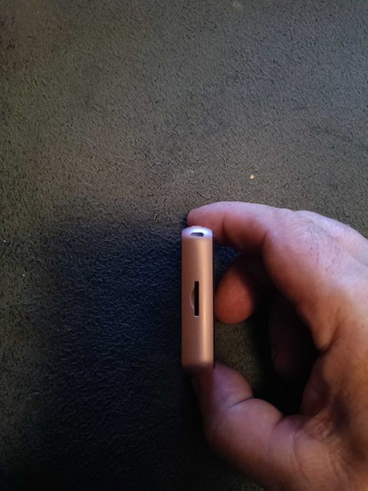 Odtwarzacz cyfrowy głośnik CCYLEZ dotykowy 1,8" przenośny pamięć 8GB