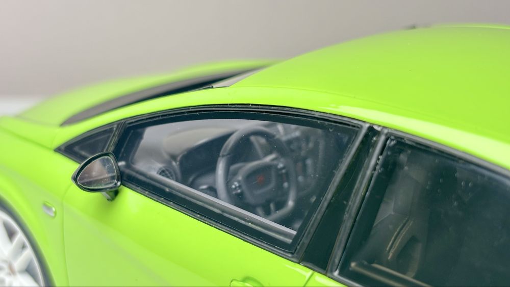 1/18 2010 Seat Leon Cupra R Kiwi Green Otto Models OT404