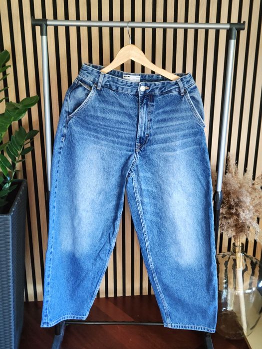 Jeansy skater Bershka