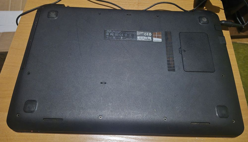 Asus Х555L i3/HD500/RAM4/INTEL 5000 2GB