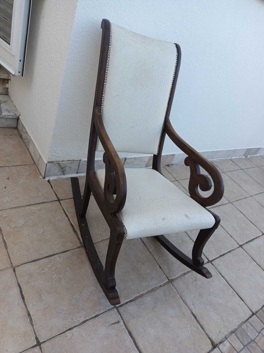 Venda de mobiliário vários 885.