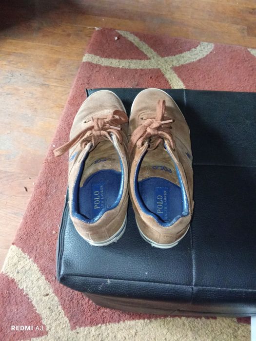Sapatos polo em bom estado