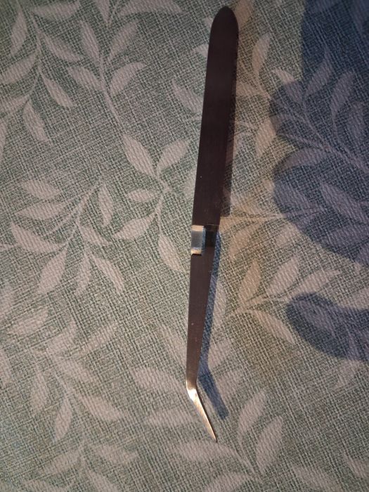 Pinça curvatura C para unhas de gel