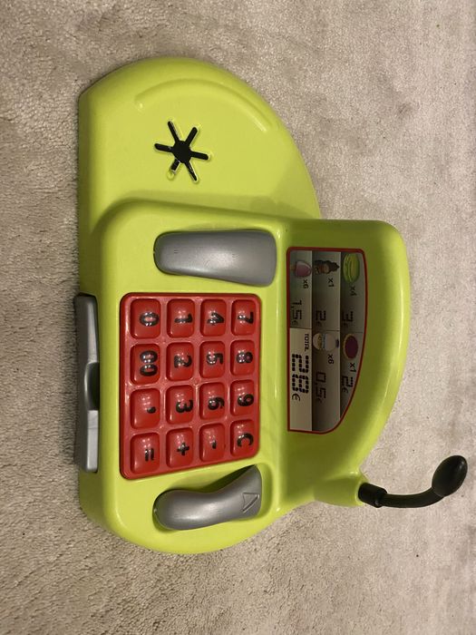 Kasa zabawka plastikowa