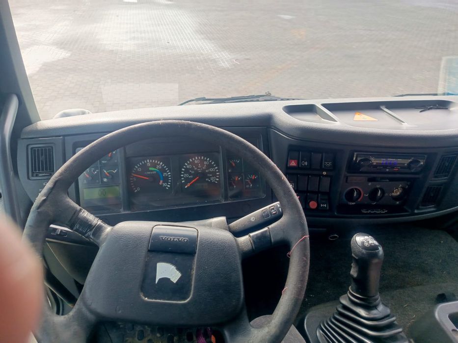 Volvo fl6 250km 2002
