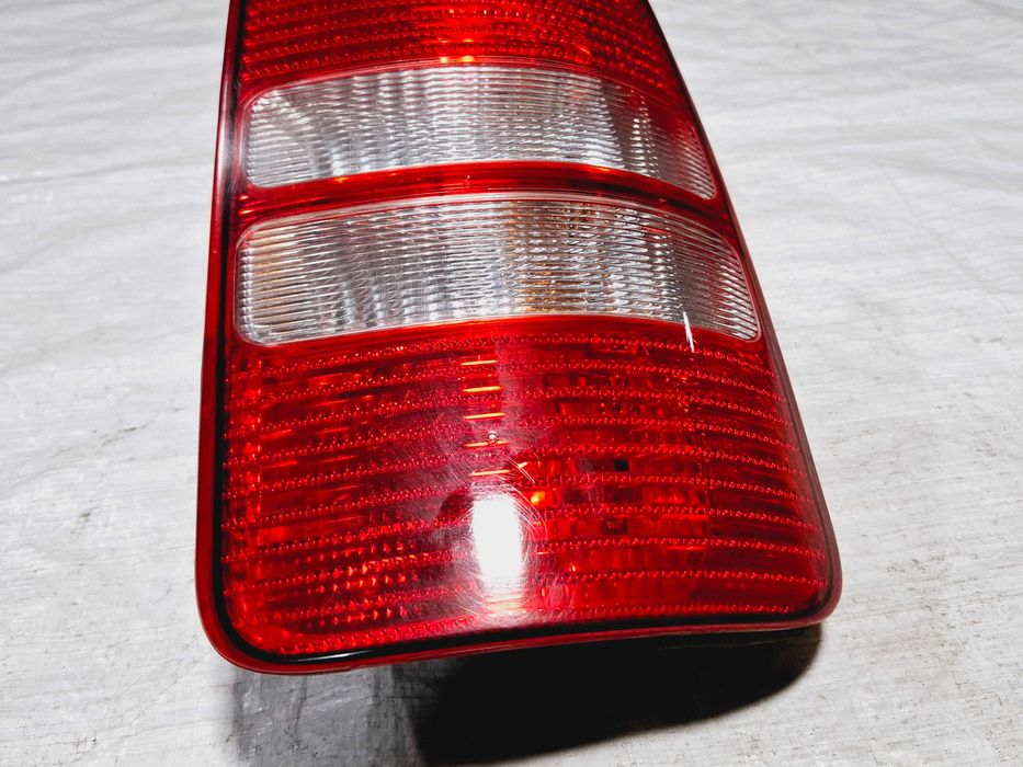 lampa tył tylna tylnia prawa vw caddy iii 3 2k0 2k5 lift 2010 - 2015