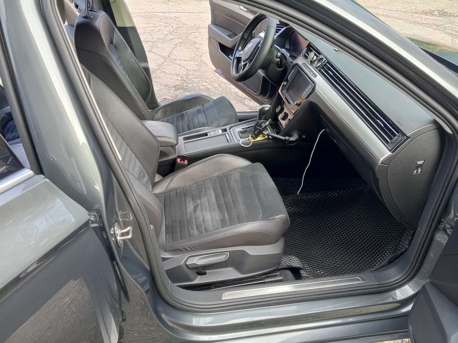 Фольксваген Пасат б 8.4х4.