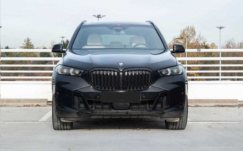 Продам BMW X5 2023