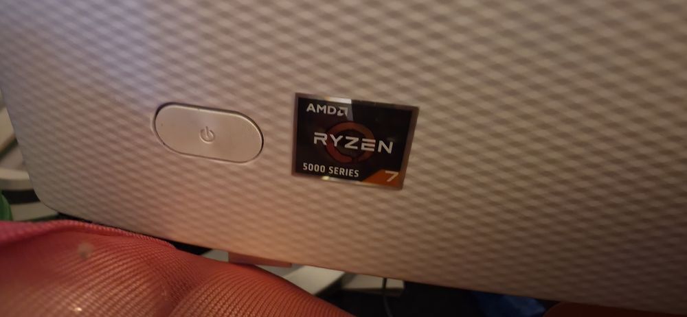 Asus AIO M3700 - Para desocupar