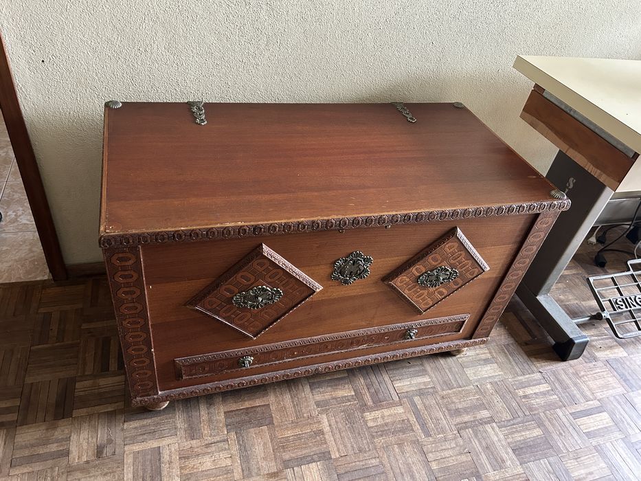 Arca / Baú em Madeira