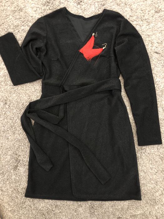 Плаття на запах люрексове.