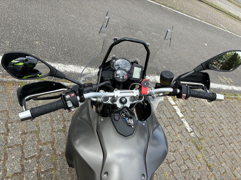 Vendo bmw f700 em bom estado