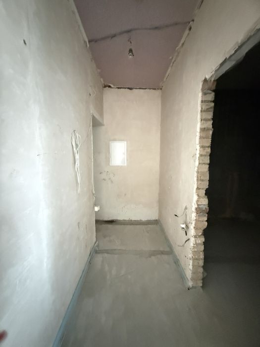 Продаж 3-кімнатної