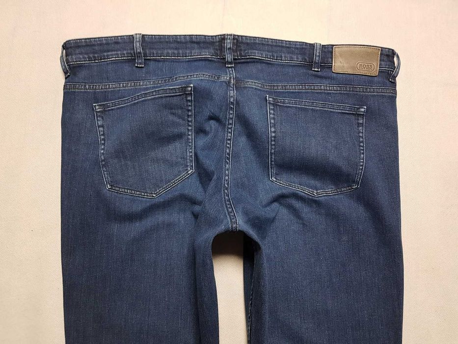 HUGO BOSS - C-B4 / Regular Fit roz. W42L34 pas 113 cm Ideał