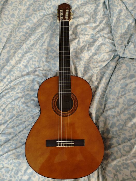 Guitarra  YAMAHA C40
