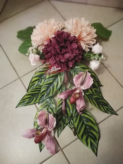 Piękne stroiki na cmentarz